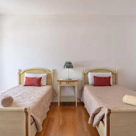 Star Villa With Private Heated Pool In Funchal Exterior photo